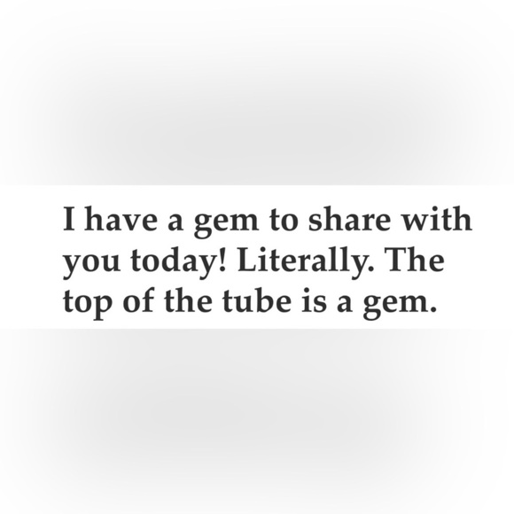 Revlon Ultra HD Lip Lacquer •540 PETALITE 5/$25 - Picture 7 of 9